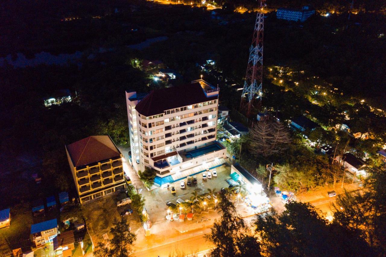 Nice Beach Hotel Rayong Bagian luar foto